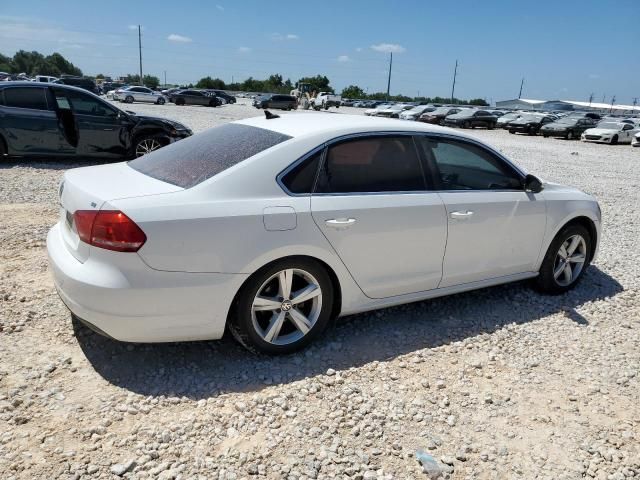 2012 Volkswagen Passat SE