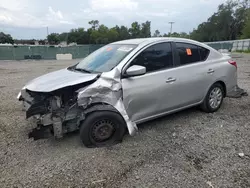 2015 Nissan Versa S en venta en Riverview, FL