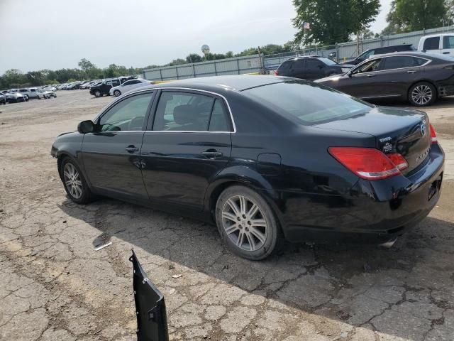 2005 Toyota Avalon XL