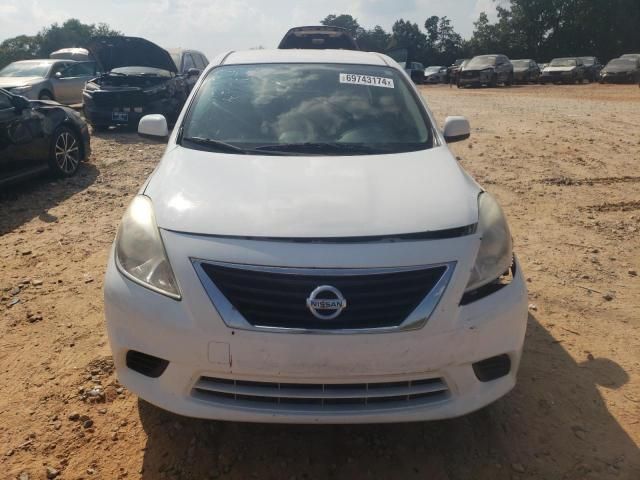 2013 Nissan Versa S