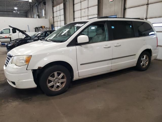 2009 Chrysler Town & Country Touring