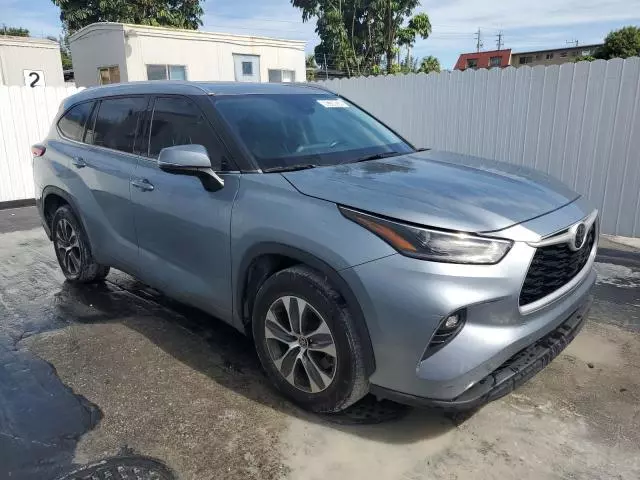 2021 Toyota Highlander XLE