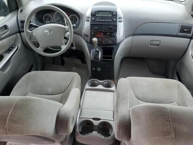 2006 Toyota Sienna CE