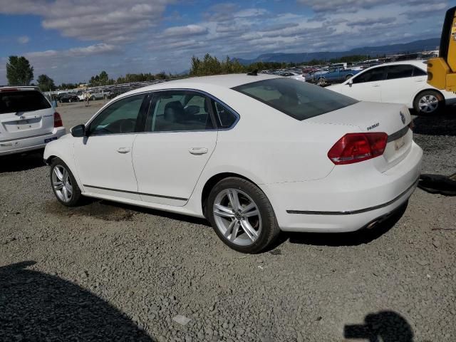 2013 Volkswagen Passat SEL