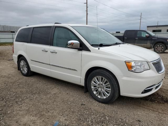 2013 Chrysler Town & Country Limited