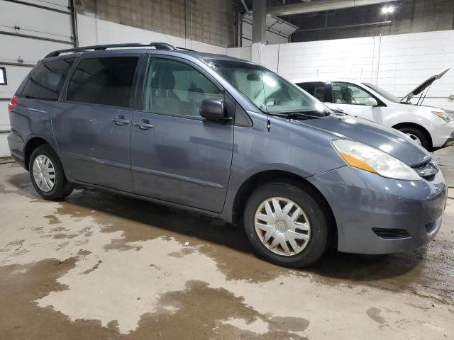 2007 Toyota Sienna CE