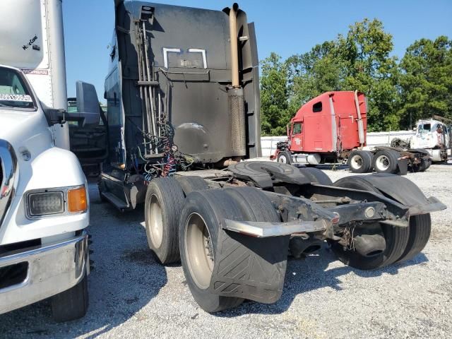 2002 Freightliner Conventional Columbia