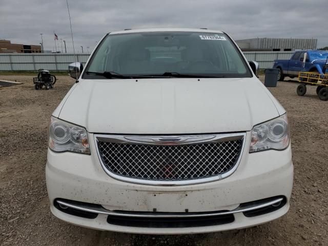 2013 Chrysler Town & Country Limited