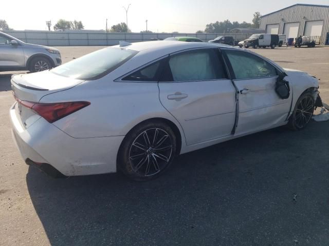 2019 Toyota Avalon XLE