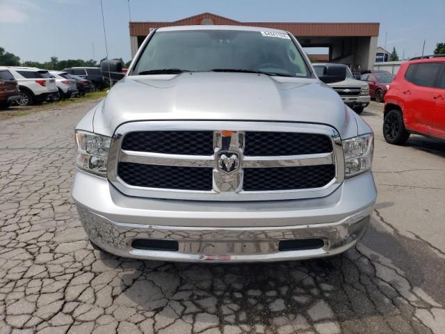 2015 Dodge RAM 1500 SLT