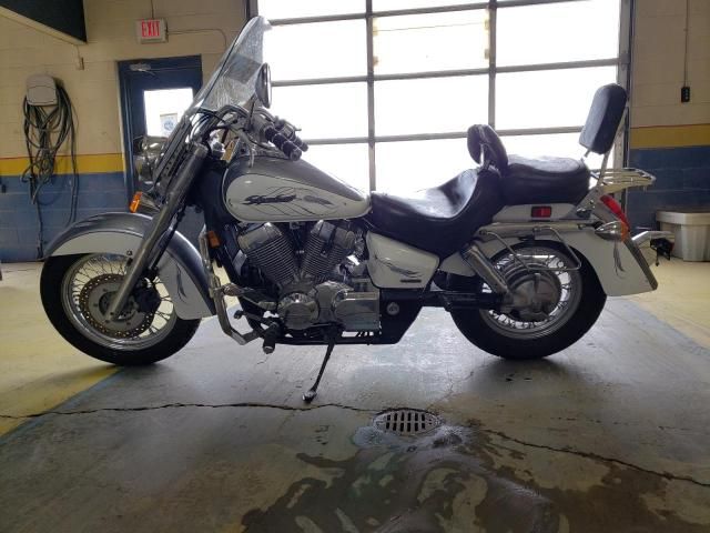 2005 Honda VT750 CA