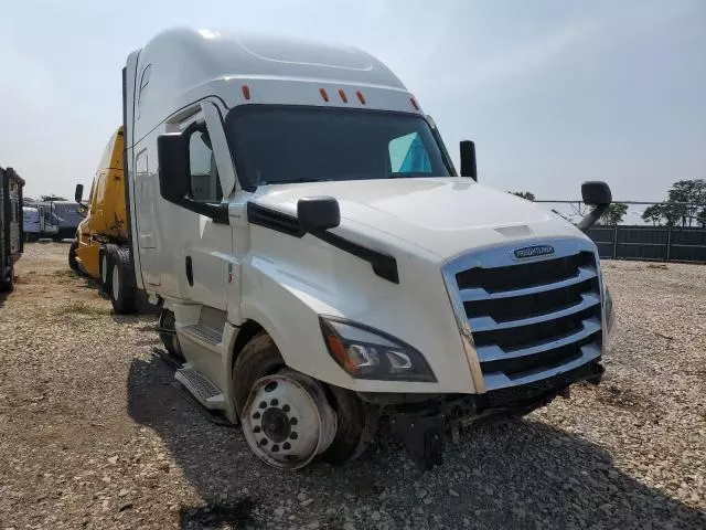 2023 Freightliner Cascadia 126