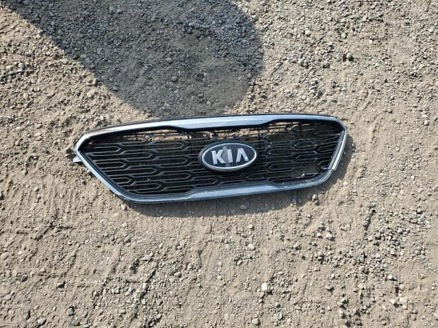 2012 KIA Rondo