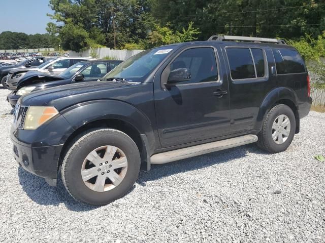 2005 Nissan Pathfinder LE