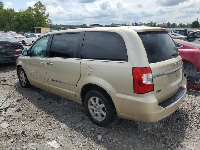 2011 Chrysler Town & Country Touring