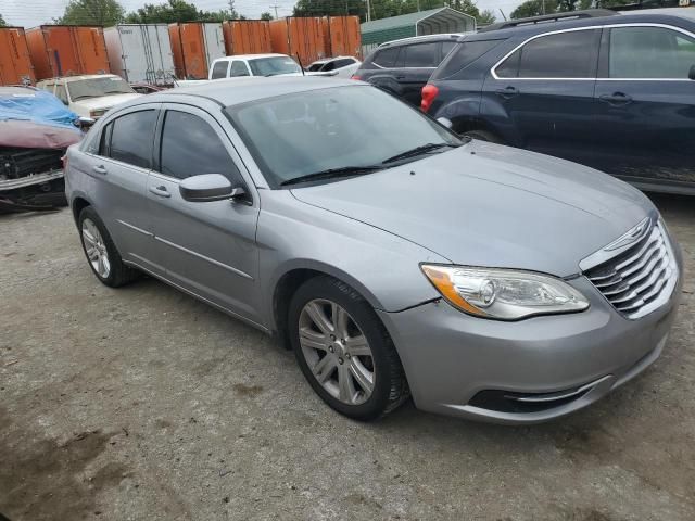 2013 Chrysler 200 Touring