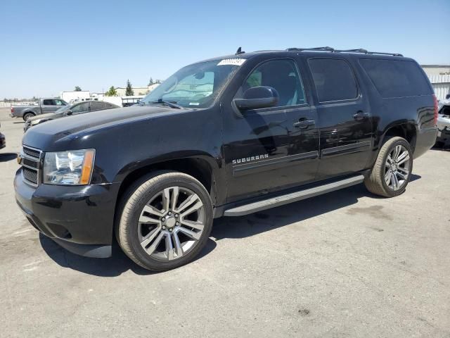 2014 Chevrolet Suburban C1500  LS