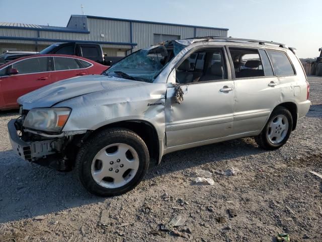 2004 Toyota Highlander Base