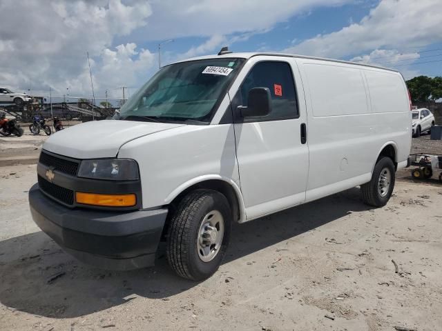 2018 Chevrolet Express G2500