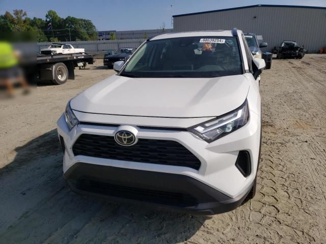 2022 Toyota Rav4 XLE