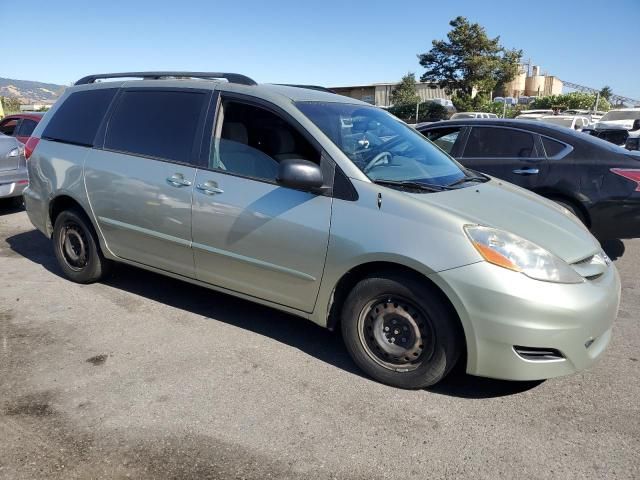 2009 Toyota Sienna CE