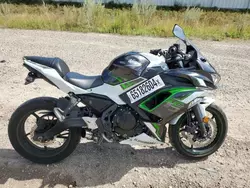 Motos salvage sin ofertas aún a la venta en subasta: 2022 Kawasaki EX650 N