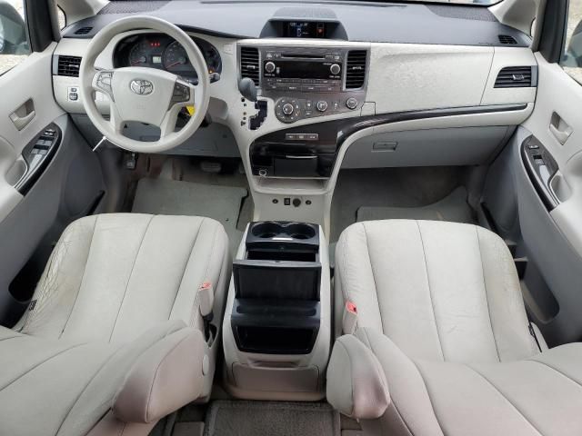 2012 Toyota Sienna LE