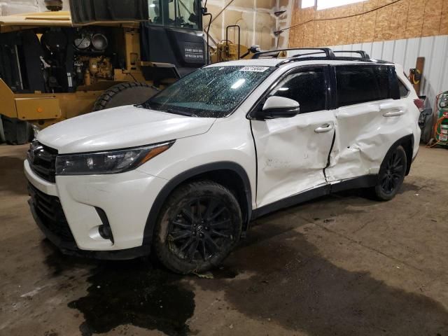 2019 Toyota Highlander SE