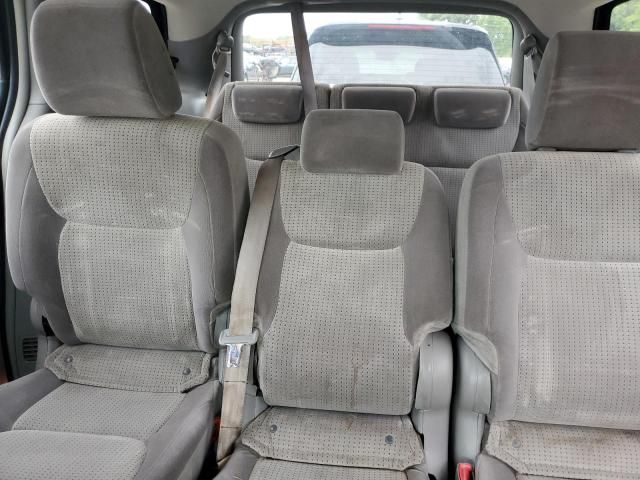 2009 Toyota Sienna CE