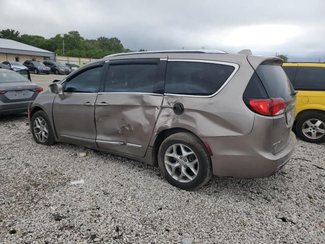 2017 Chrysler Pacifica Touring L Plus