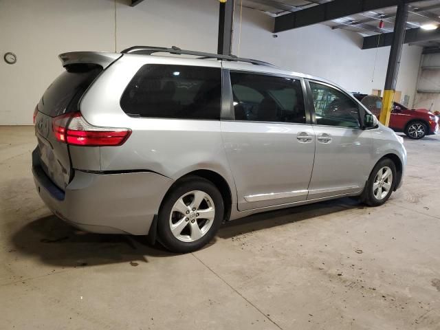 2015 Toyota Sienna LE