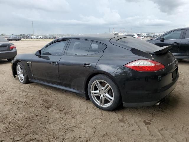 2011 Porsche Panamera 2