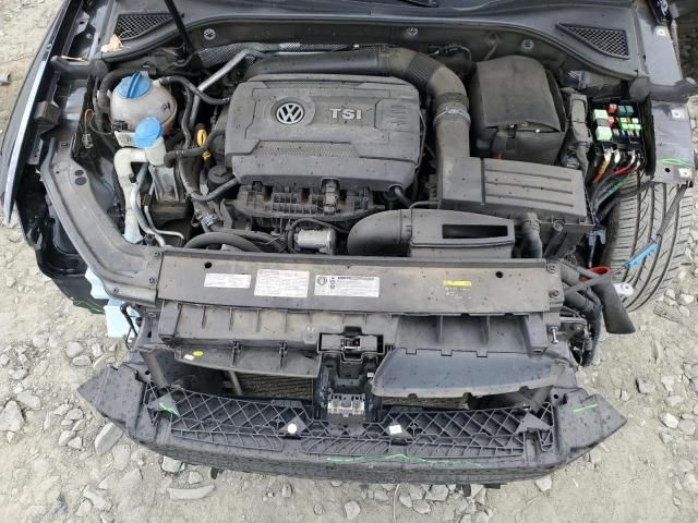 2017 Volkswagen Passat SE