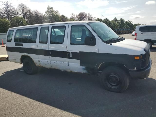 2010 Ford Econoline E350 Super Duty Wagon