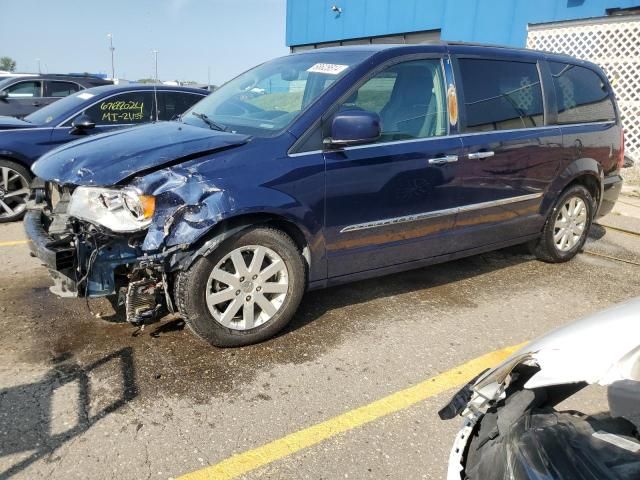 2016 Chrysler Town & Country Touring