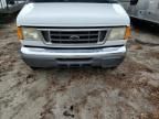 2004 Ford Econoline E450 Super Duty Cutaway Van