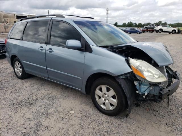 2006 Toyota Sienna XLE