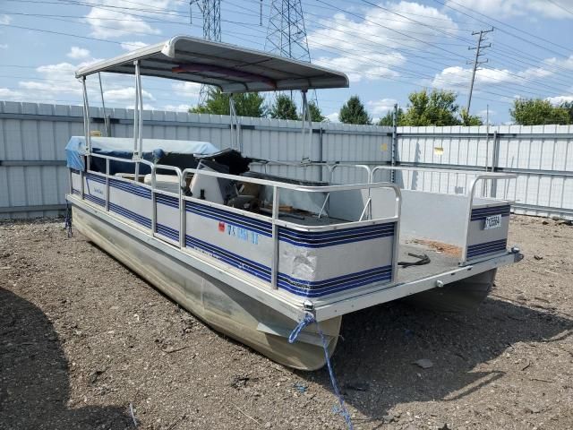 1989 Land Rover Pontoon