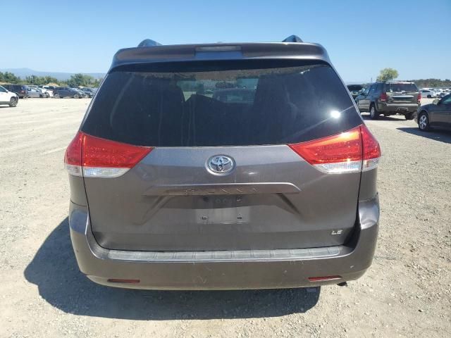 2011 Toyota Sienna LE