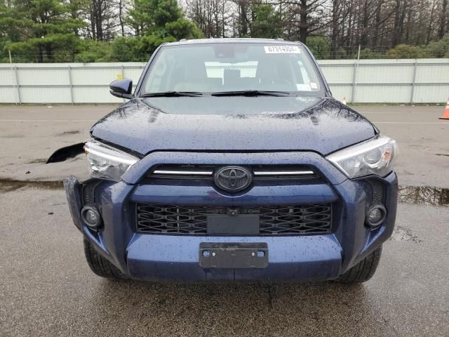 2023 Toyota 4runner SE