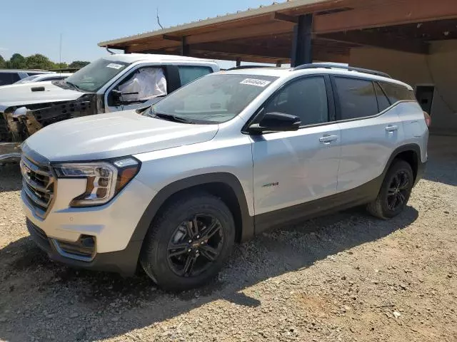 2022 GMC Terrain AT4