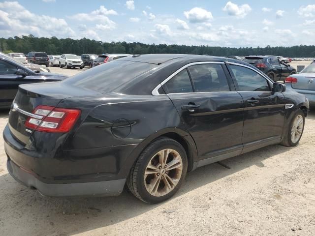 2015 Ford Taurus SE