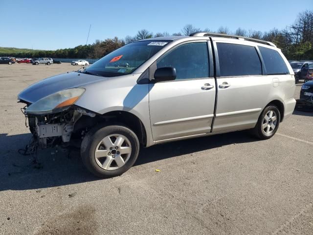 2007 Toyota Sienna CE