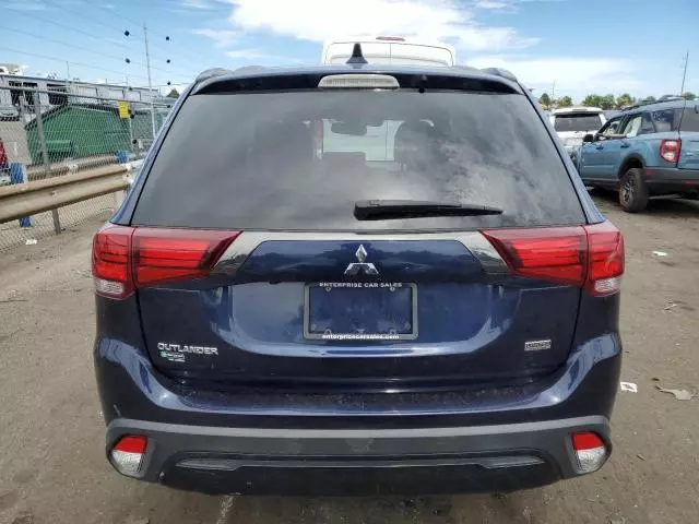 2020 Mitsubishi Outlander SE