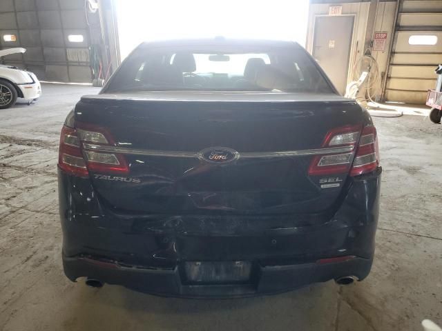 2013 Ford Taurus SEL