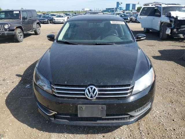 2013 Volkswagen Passat SE