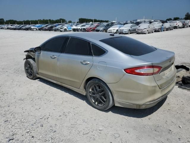 2013 Ford Fusion SE