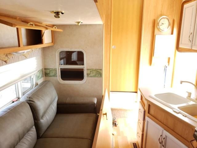 2005 Crossroads 5th Wheel