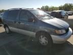 2000 Toyota Sienna LE