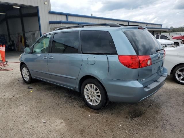 2009 Toyota Sienna XLE